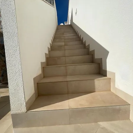 Villa Dennis *